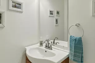 43 Aubinwood Rd, Amherst, MA 01002 - Photo 15