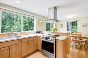 43 Aubinwood Rd, Amherst, MA 01002 - Photo 11