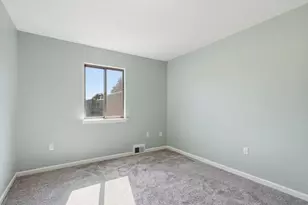 117 Beekman Dr, Agawam, MA 01001 - Photo 23