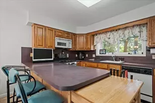 254 Captain Eames Cir, Ashland, MA 01721 - Photo 17