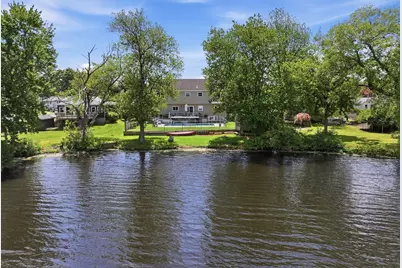 43 Ransom Rd, Framingham, MA 01702 - Photo 1