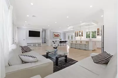 52 Ridgewood Rd, Milton, MA 02186 - Photo 5