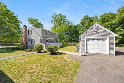 208 Matfield St, West Bridgewater, MA 02379 - Photo 3