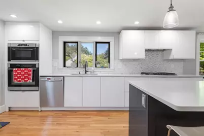 665 S Main St, Sharon, MA 02067 - Photo 9