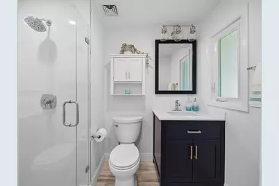 18 Travis Dr, Newton, MA 02467 - Photo 15