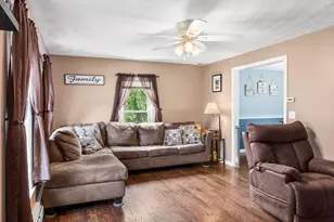 24 Lantern Ln, Milford, MA 01757 - Photo 11