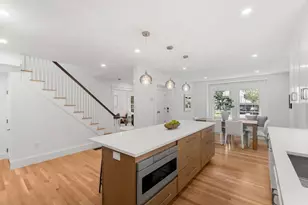 9 Cotton St, Newton, MA 02458 - Photo 7