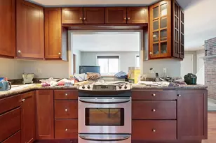 113 West St, Pepperell, MA 01463 - Photo 5