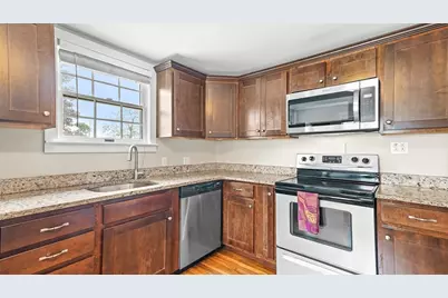 2 Johnson Ave, Peabody, MA 01960 - Photo 9
