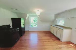 56 Cliff St, Plymouth, MA 02360 - Photo 3