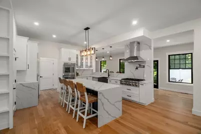 283 Walnut Street, Wellesley, MA 02481 - Photo 9