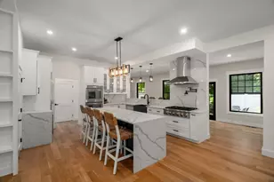 283 Walnut St, Wellesley, MA 02481 - Photo 9