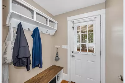 77 Hawthorn Street, Lowell, MA 01851 - Photo 11