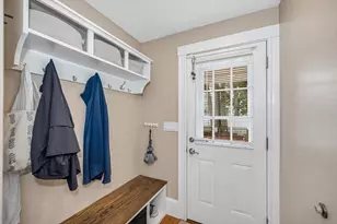 77 Hawthorn St, Lowell, MA 01851 - Photo 11