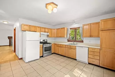 30 Seabreeze Dr, Bourne, MA 02532 - Photo 17