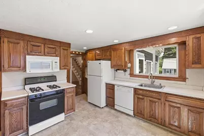 121 Oakdale Ave, Dedham, MA 02026 - Photo 13