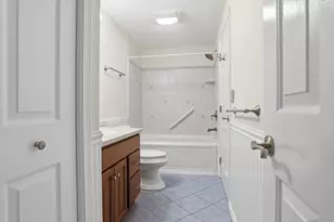 35 Casey Cir, Waltham, MA 02451 - Photo 21
