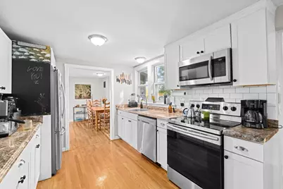 52 Circuit Ave, Weymouth, MA 02188 - Photo 13