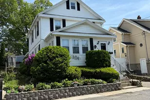 8 Lincoln Ct, Saugus, MA 01906 - Photo 3