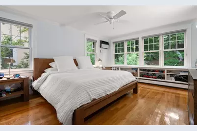 264 Mason Ter, Brookline, MA 02446 - Photo 11