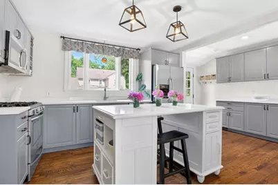 58 Leighton Rd, Wellesley, MA 02482 - Photo 5