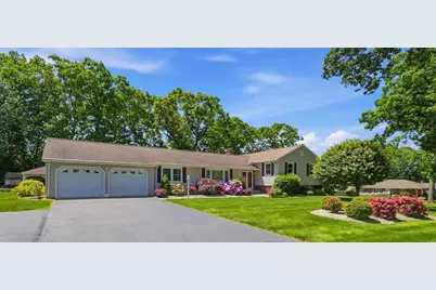 3 Beechwood Dr, Wilbraham, MA 01095 - Photo 1