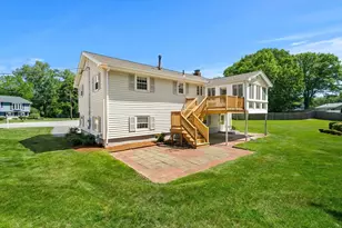 14 Belmont Rd, Burlington, MA 01803 - Photo 37