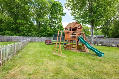1241 Sharps Lot Rd, Swansea, MA 02777 - Photo 17
