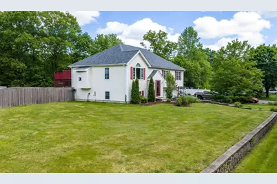 1241 Sharps Lot Rd, Swansea, MA 02777 - Photo 19