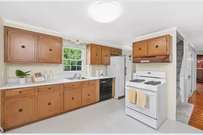 6 Truman Road, Newton, MA 02459 - Photo 7