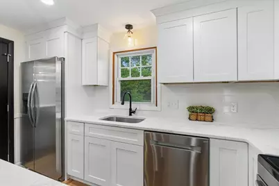 127 Steere St, Attleboro, MA 02703 - Photo 13