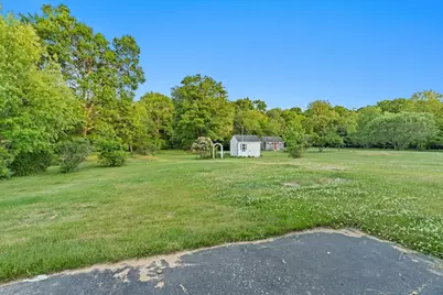 127 Steere St, Attleboro, MA 02703 - Photo 5