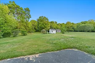 127 Steere St, Attleboro, MA 02703 - Photo 5