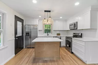 127 Steere St, Attleboro, MA 02703 - Photo 11