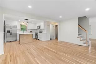 127 Steere St, Attleboro, MA 02703 - Photo 9