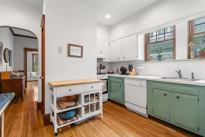 21 Milton, Somerville, MA 02144 - Photo 7