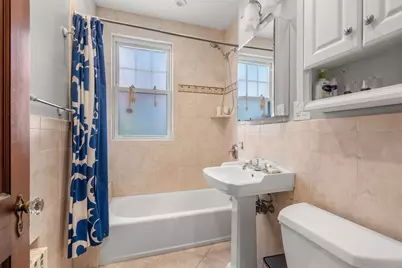 21 Milton, Somerville, MA 02144 - Photo 13