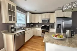 9 Park St, Boston, MA 02122 - Photo 3