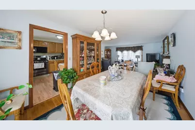 35 Purdue Dr, Milford, MA 01757 - Photo 9