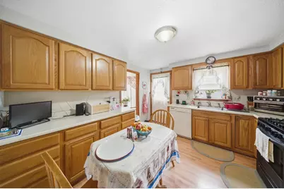 35 Purdue Dr, Milford, MA 01757 - Photo 7