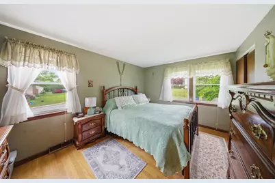 35 Purdue Dr, Milford, MA 01757 - Photo 15