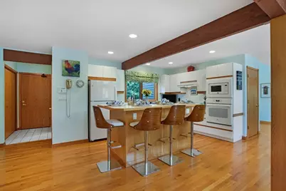 18 Puritan Dr, Oak Bluffs, MA 02557 - Photo 15