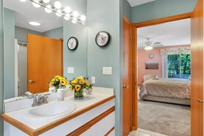 18 Puritan Dr, Oak Bluffs, MA 02557 - Photo 17
