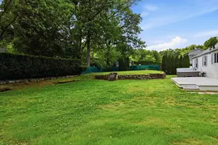 79 Spencer St, Agawam, MA 01001 - Photo 35