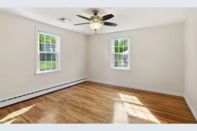 79 Spencer St, Agawam, MA 01001 - Photo 19