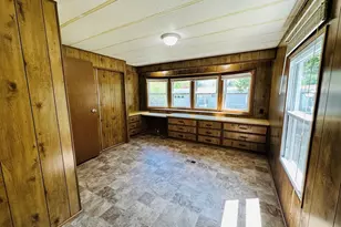 22 Contessa Dr, Springfield, MA 01119 - Photo 17