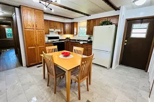 22 Contessa Dr, Springfield, MA 01119 - Photo 5