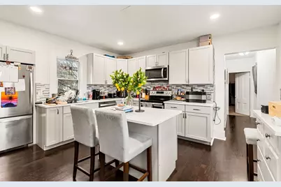 32 Kirby St, Marlborough, MA 01752 - Photo 3