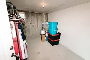 41 Coffey St, Boston, MA 02122 - Photo 17