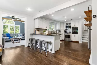 75 Perry Avenue, Lynnfield, MA 01940 - Photo 5